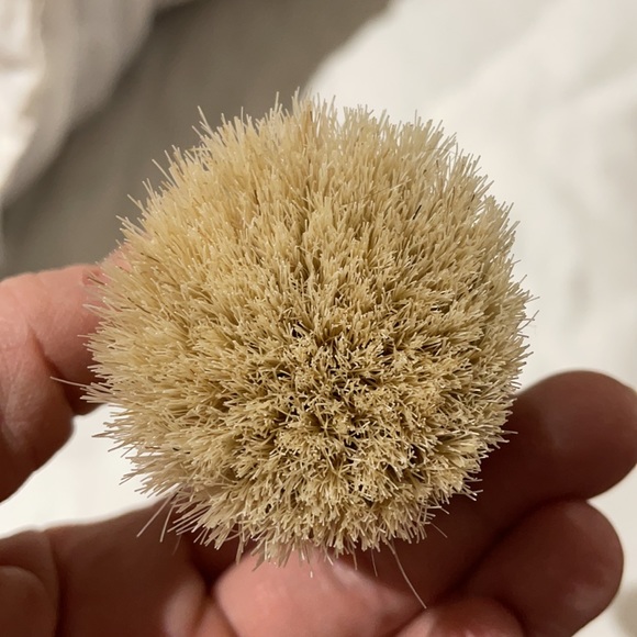 Nordstrom essentials facial shaving brush NWT - Picture 2 of 6